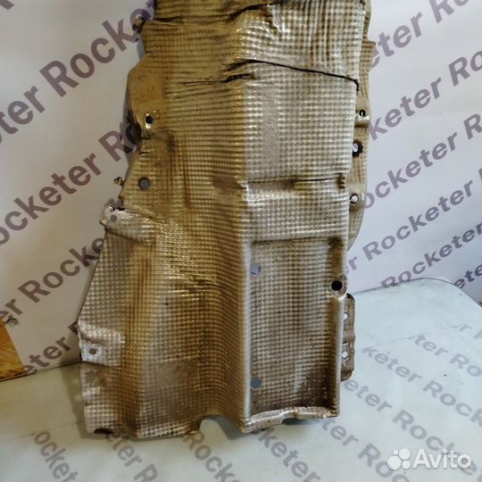 Тепловой экран Renault Duster H4MD430 2016