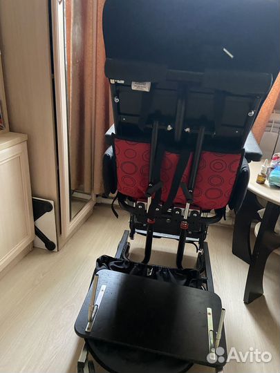 Кресло-коляска для детей инвалидов
