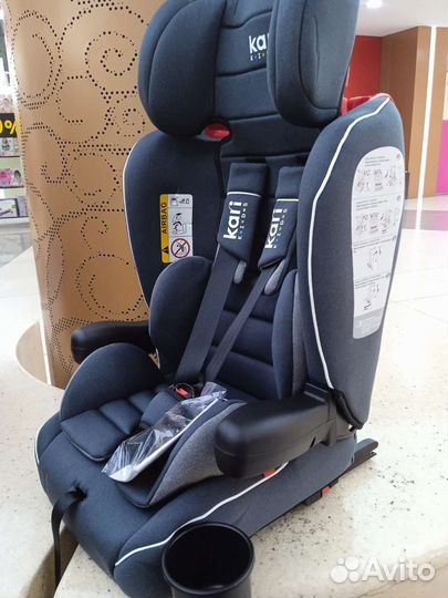 Детское автокресло Izo Fix 9-36 кг. Новые