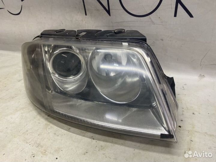 Фара правая Volkswagen Passat B5+ 2002
