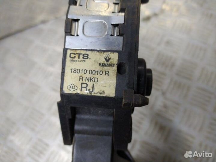 Педаль газа Renault Fluence 1 2010–2014