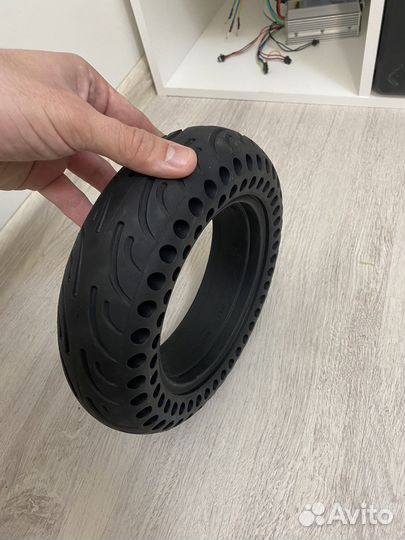 Покрышка литая для мотор-колеса