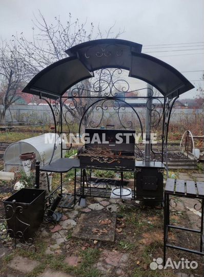 Беседка с мангалом