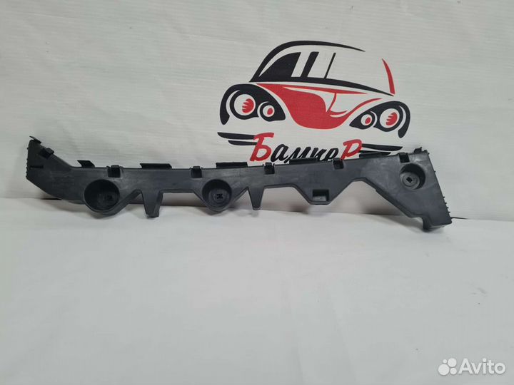 Направляющая заднего бампера Mazda 6