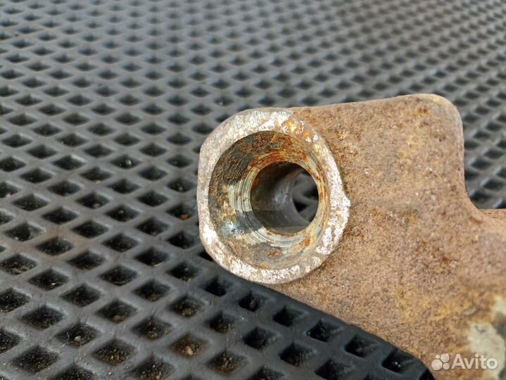 Кронштейн двигателя задний правый камаз 5490