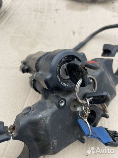 Комплект личинок замков Honda CBR 1000RR