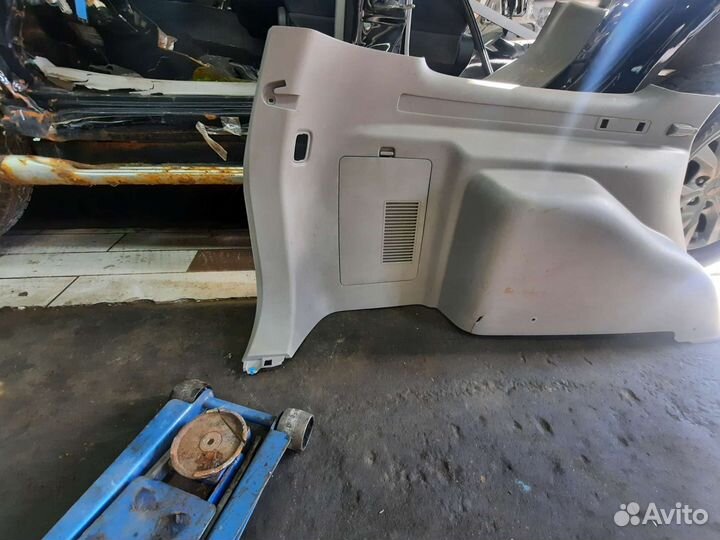 Обшивка багажника mitsubishi pajero sport 2