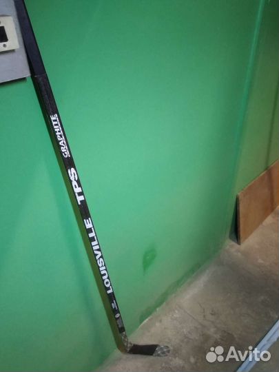 Клюшка хоккейная