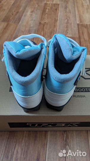 Лыжные ботинки 36р