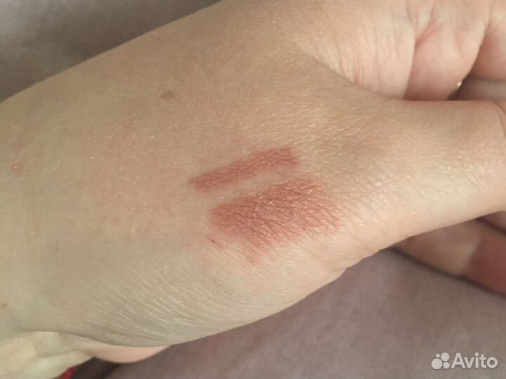 Карандаш 10 и помада 930 meybelline