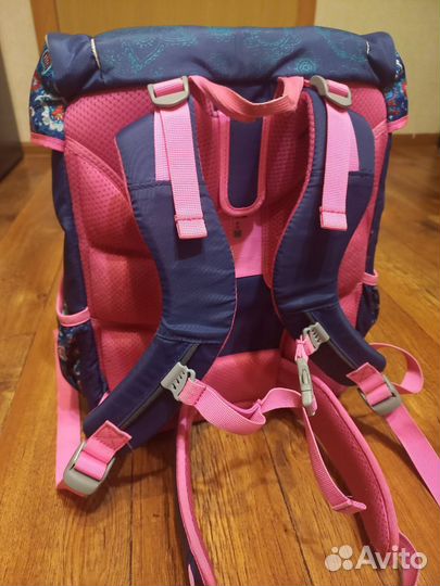 Школьный рюкзак