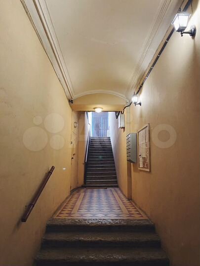 Комната 10 м² в 4-к., 2/5 эт.