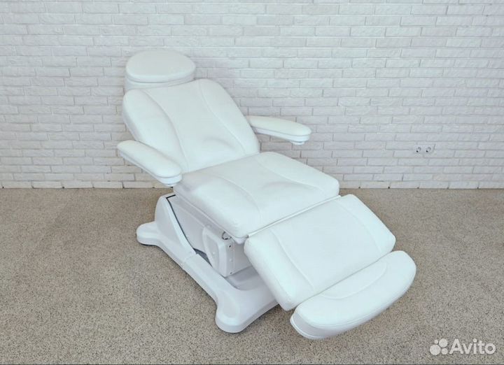 Косметологическое кресло, 4 мотора