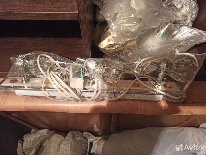 Светильник потолочный