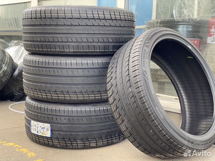 Triangle Sports TH201 295/35 R24 110W
