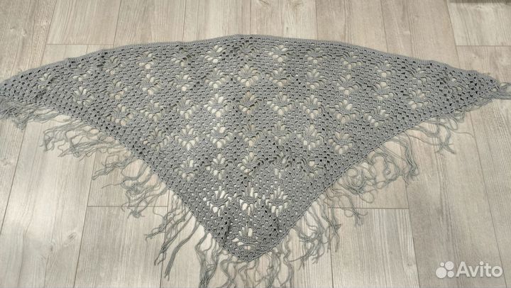 Платок шаль ручной работы