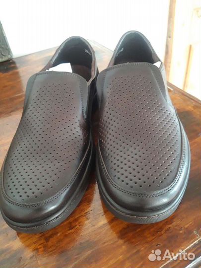 Туфли мужские 40 размер новые
