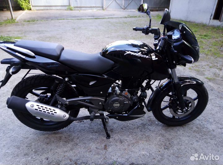 Bajaj pulsar 180