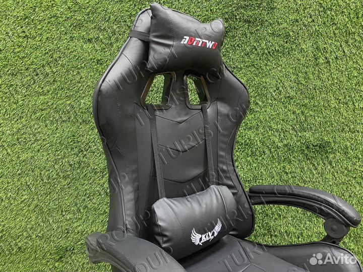 Компьютерное игровое кресло с массажером подножкой