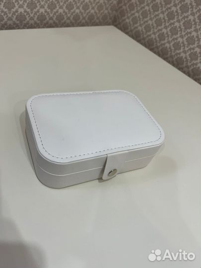 Шкатулка для украшений