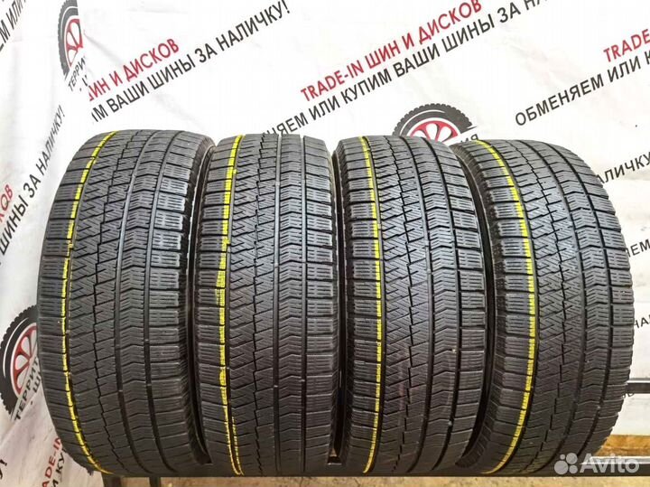 Bridgestone Blizzak VRX2 215/55 R17 94Q