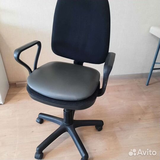 Компьютерное кресло бу