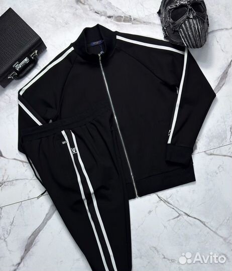 Спортивный костюм Louis Vuitton