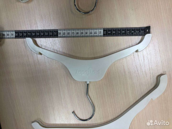 Вешалки плечики