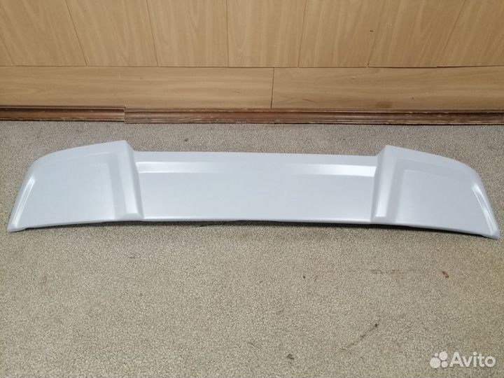 Спойлер крыши непродувной УАЗ Патриот. Под окрас