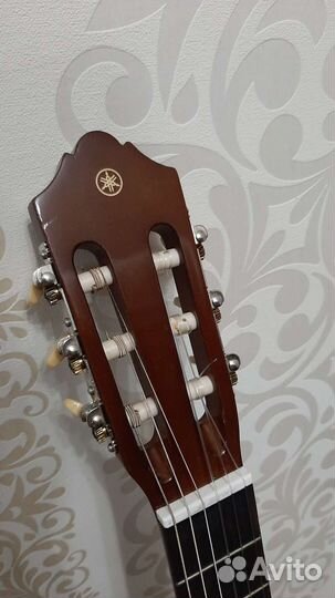 Классическая гитара yamaha c40