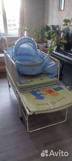 Детская кроватка