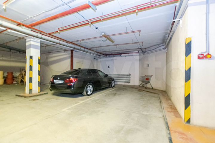 Машиноместо, 16 м²