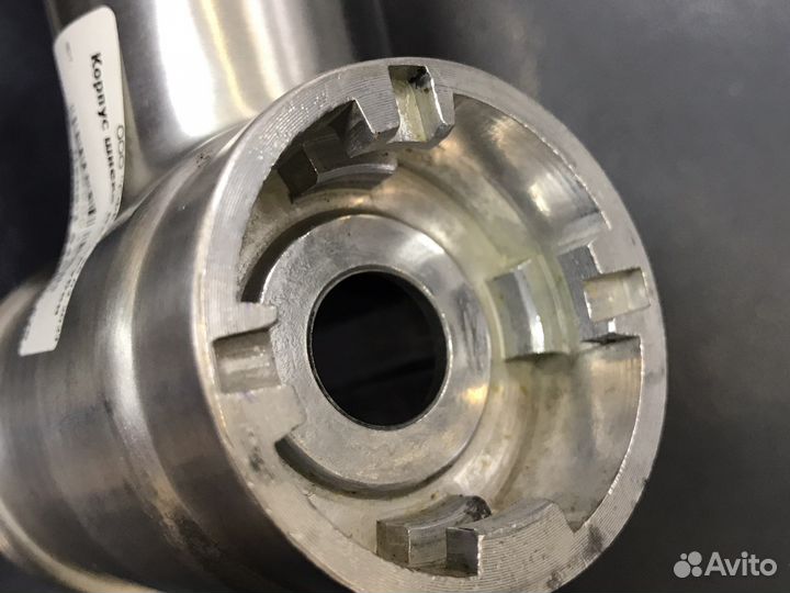 Корпус шнека мясорубки, решётка 53мм