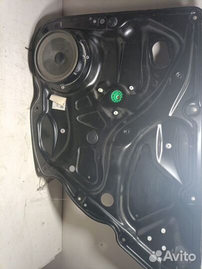 Стеклоподъёмник правой двери Volkswagen Passat b6