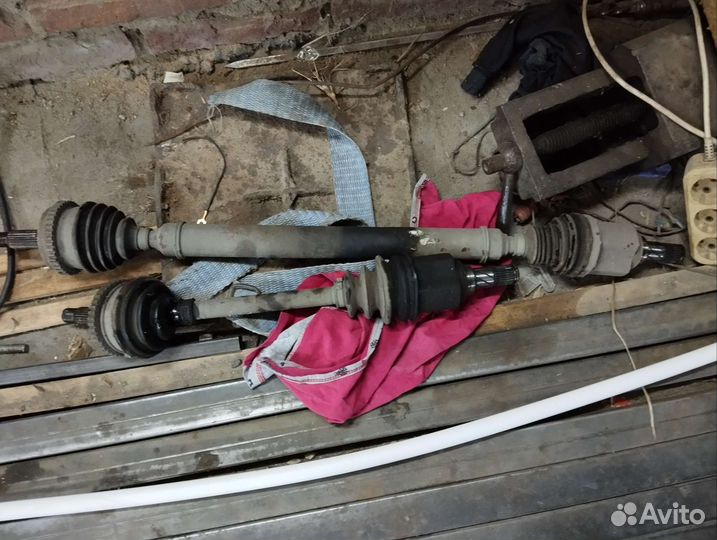 Привод на гранту автомат в сборе только левый