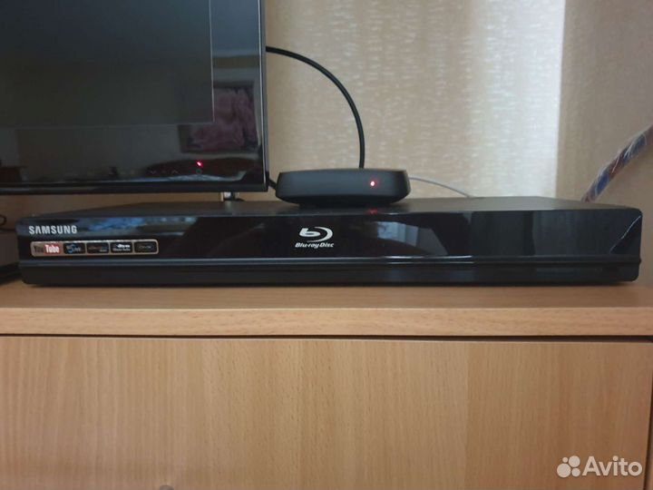 Blu RAY проигрыватель samsung