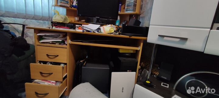 Компьютерный стол