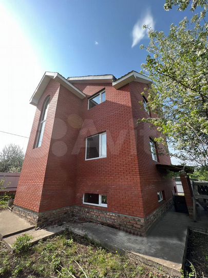 Дом 250 м² на участке 6 сот.