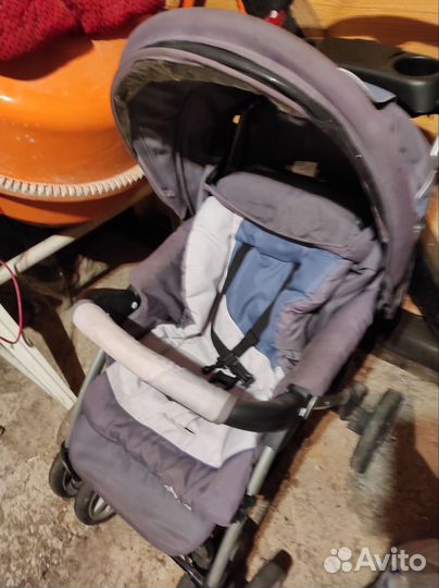 Прогулочная коляска