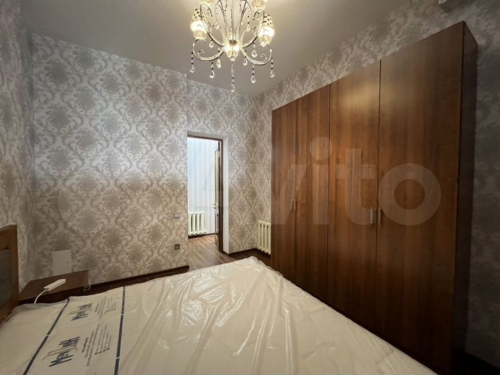 2-к. квартира, 65 м², 10/11 эт.