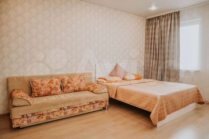 2-к. квартира, 63 м², 4/18 эт.