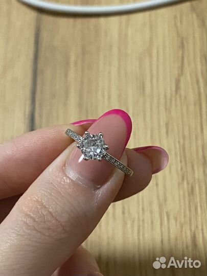 Серебряное кольцо