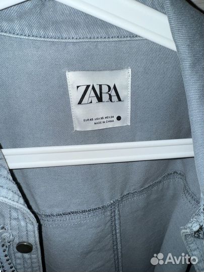 Zara Джинсовая рубашка с бахромой