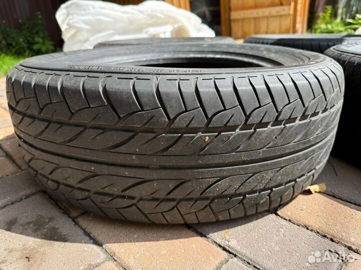 Sumitomo HTR 200 205/60 R16 91H