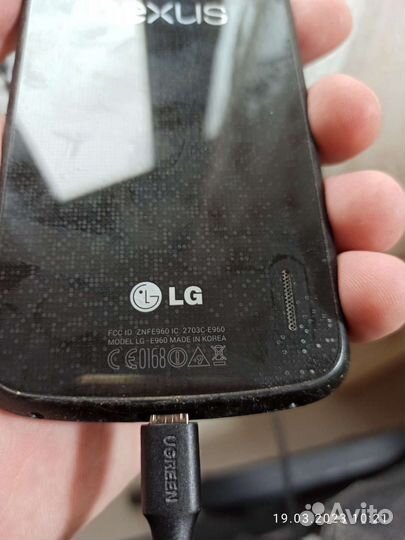 Телефон lg nexus 4 e960 на запчасти