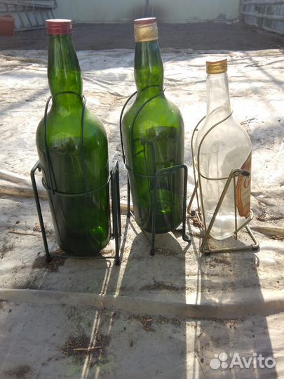 Бутылки с подставкой