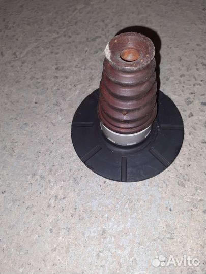 Верхняя опора пружины на мерседес 447