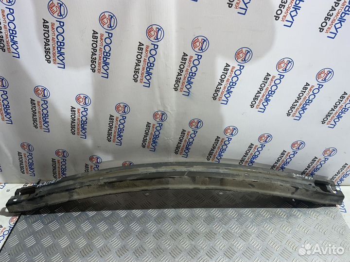 Усилитель бампера Renault Duster I (2010–2015)