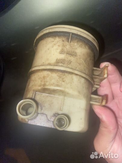 Бачок гур Логан, Ларгус, Дастер