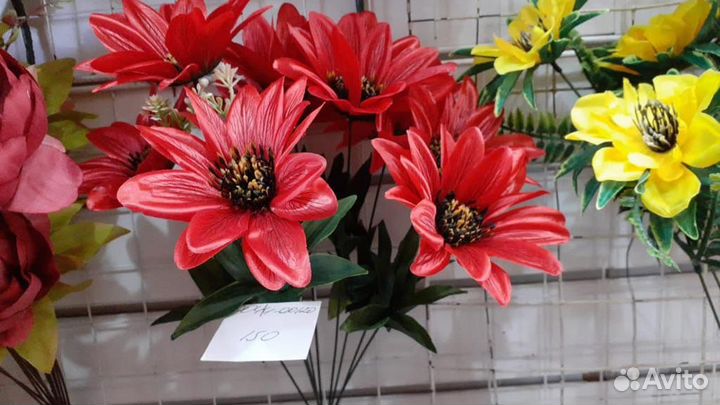 Цветы искусственные.Розы,пионы,хризантема